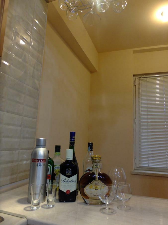 Apartment In The Center Of Yerevan By The Republic Square Eksteriør billede